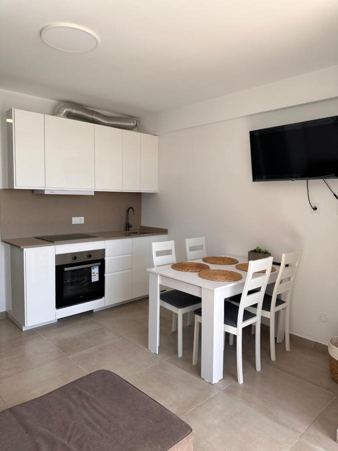 Apartamento Playa Las Vistas Лос Кристианос Экстерьер фото