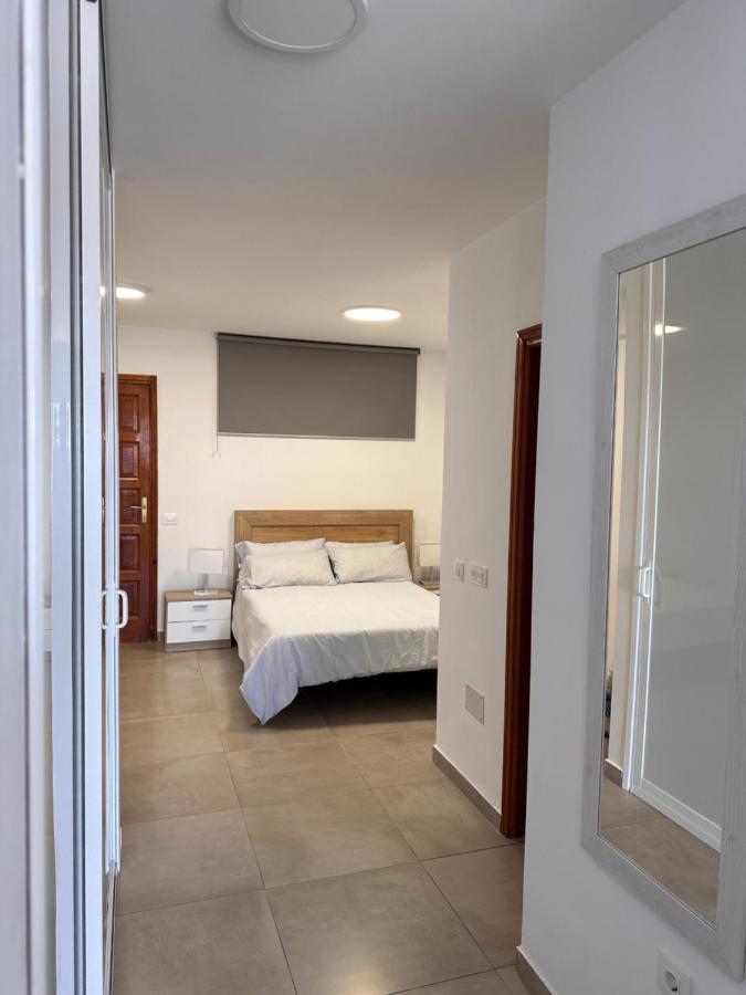 Apartamento Playa Las Vistas Лос Кристианос Экстерьер фото